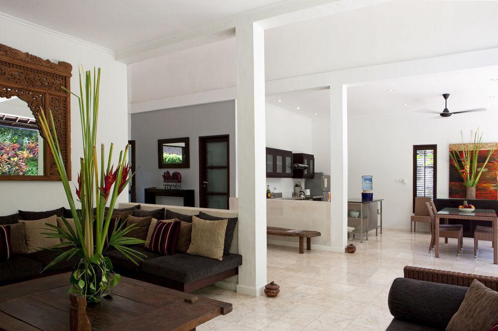 Villa Deluxe *