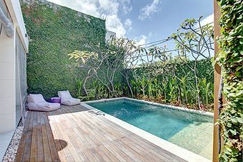 Villa Deluxe